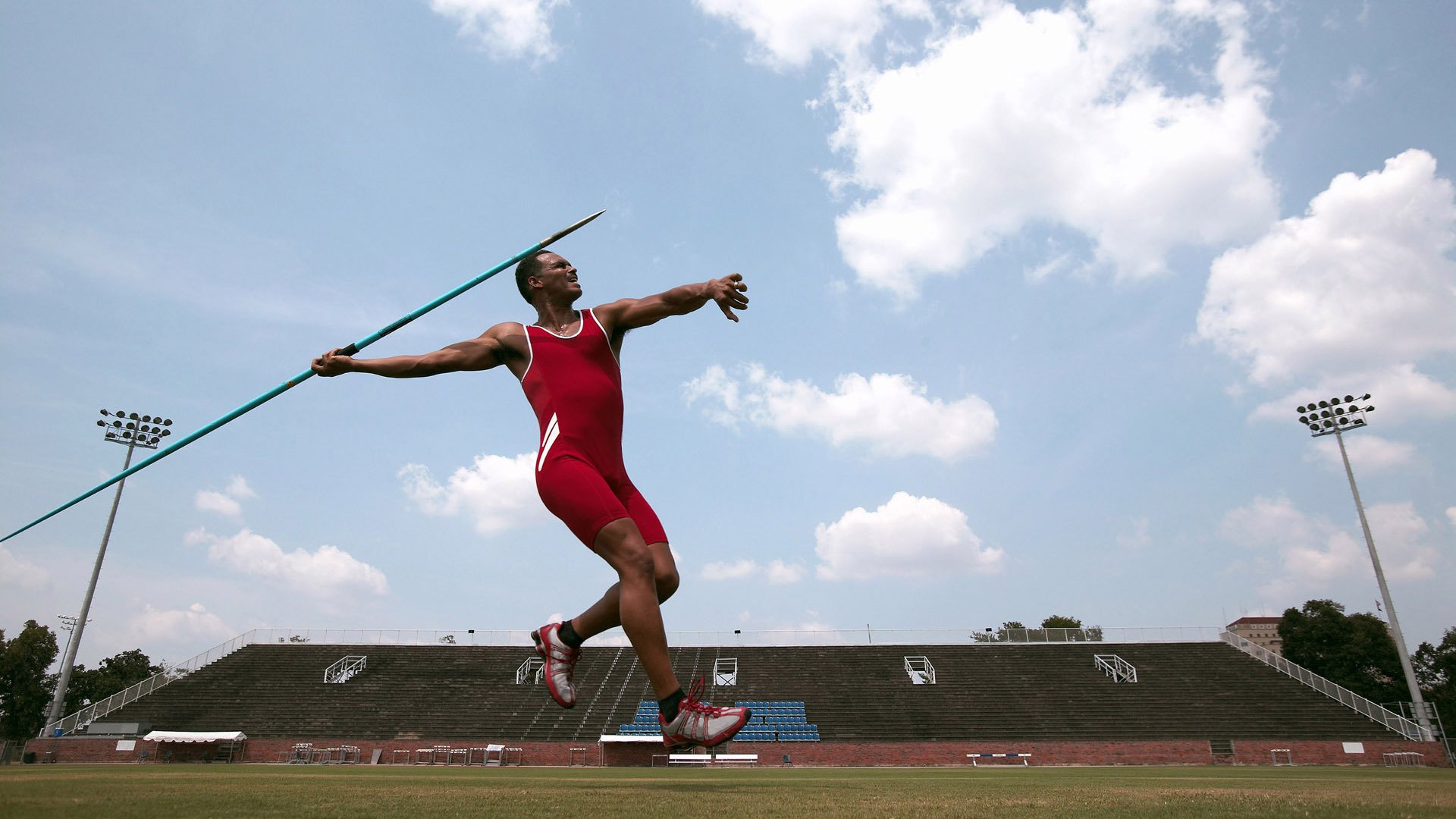 丹麦硬仗取胜塞维利亚，凯塞多的教科书背后，是北欧足球的哲学革命
